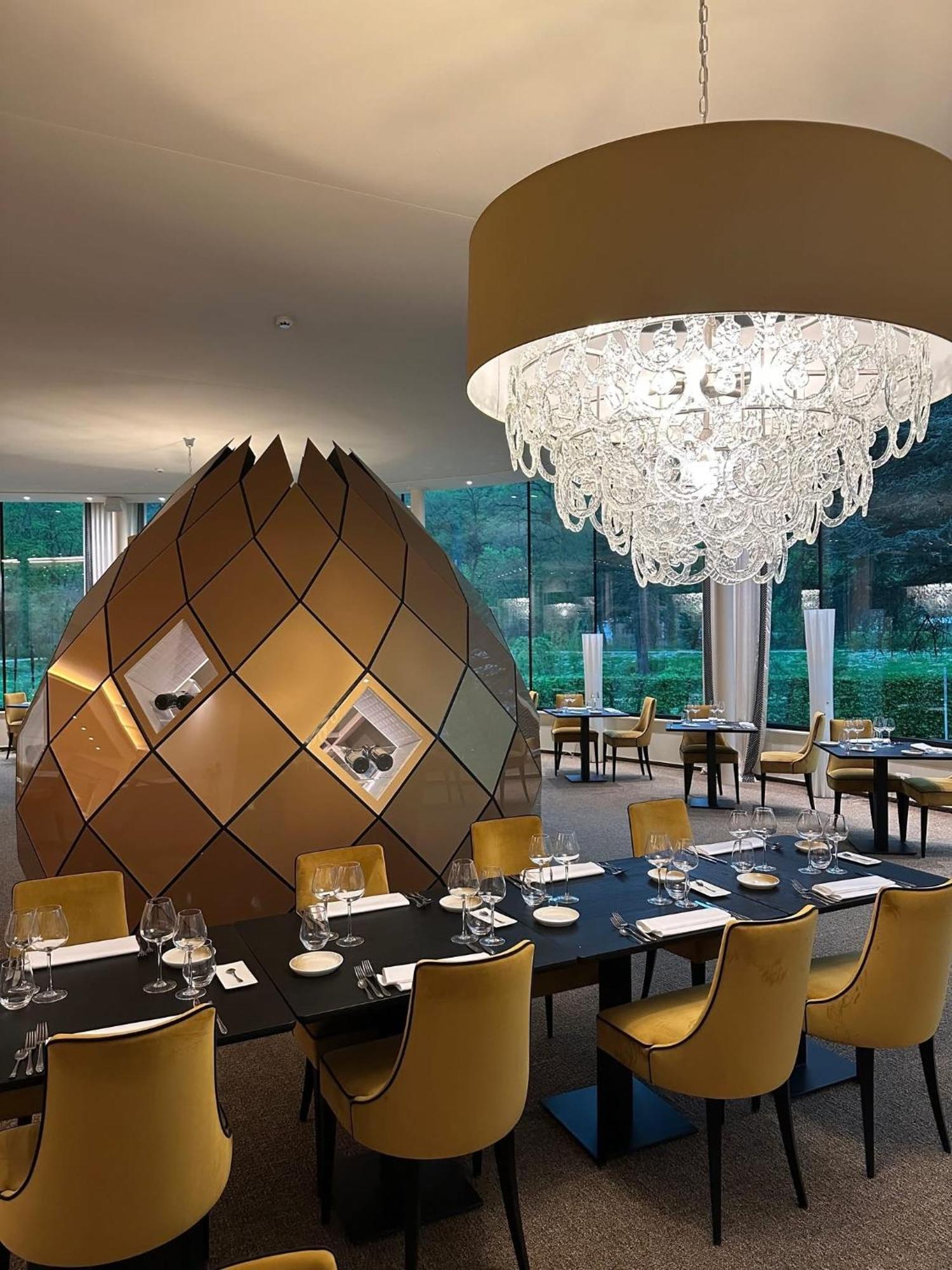 Hotel Le Chateau Des Thermes 4*